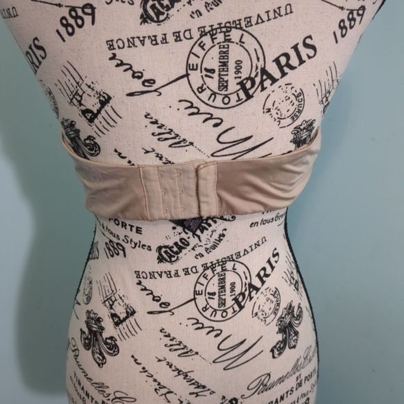 VERY SEXY VICTORIA'S SECRET Nude Push Up Bra Women's Size 36dd - Picture 2 of 4